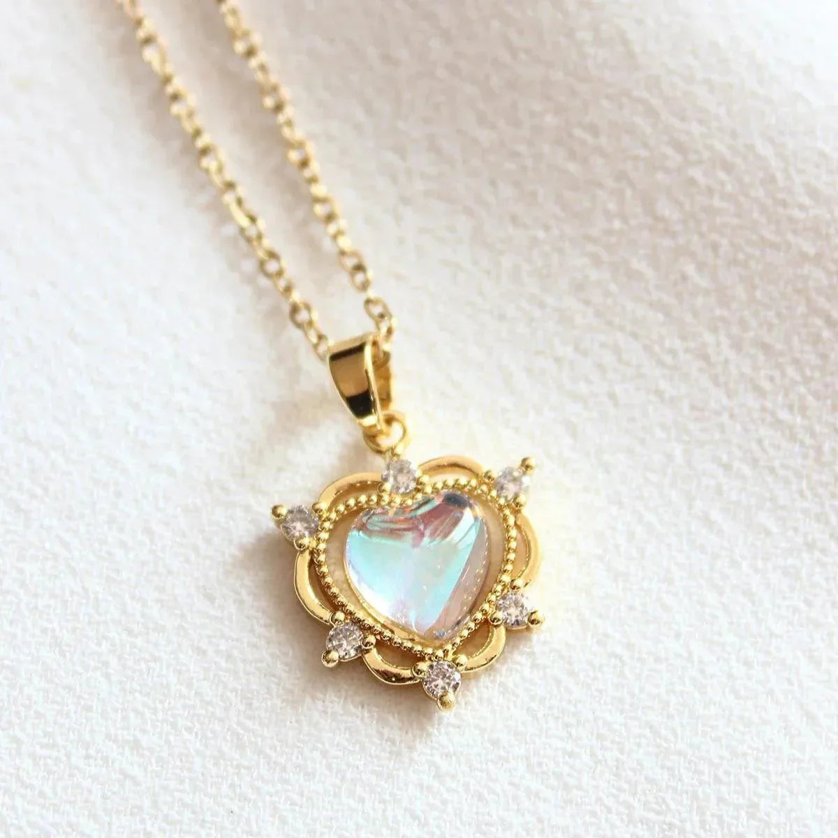 Moonstone Necklace – Heart Shape