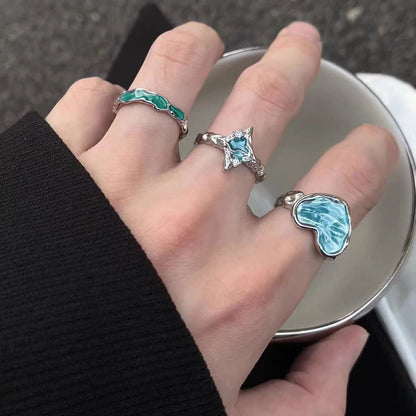 Amora™ | Silberring mit blauem Herzstein